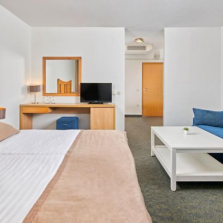 Veya Maradiso Hotel By Aminess Njivice Esterno foto