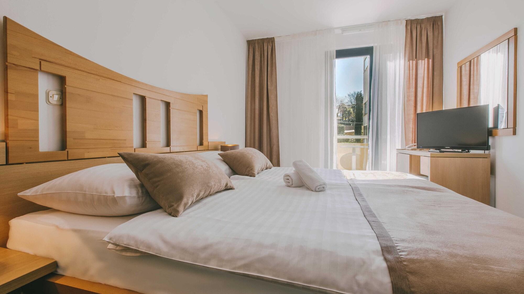 Veya Maradiso Hotel By Aminess Njivice Esterno foto