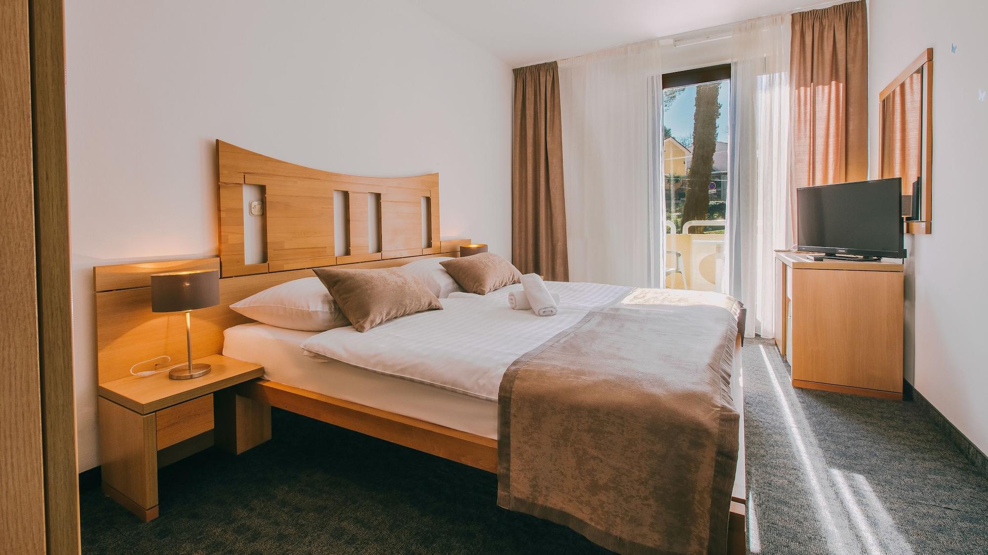 Veya Maradiso Hotel By Aminess Njivice Esterno foto