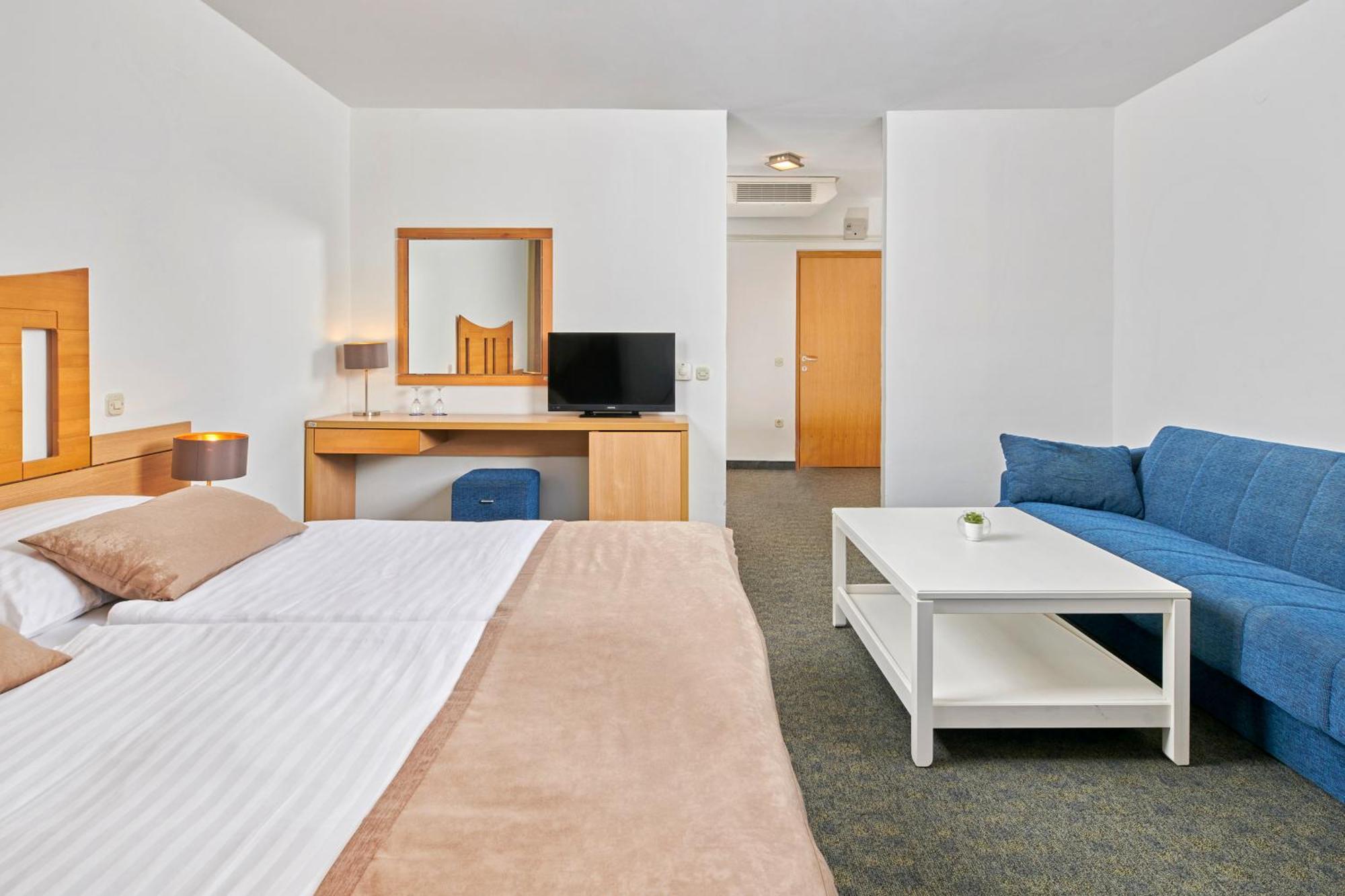 Veya Maradiso Hotel By Aminess Njivice Esterno foto