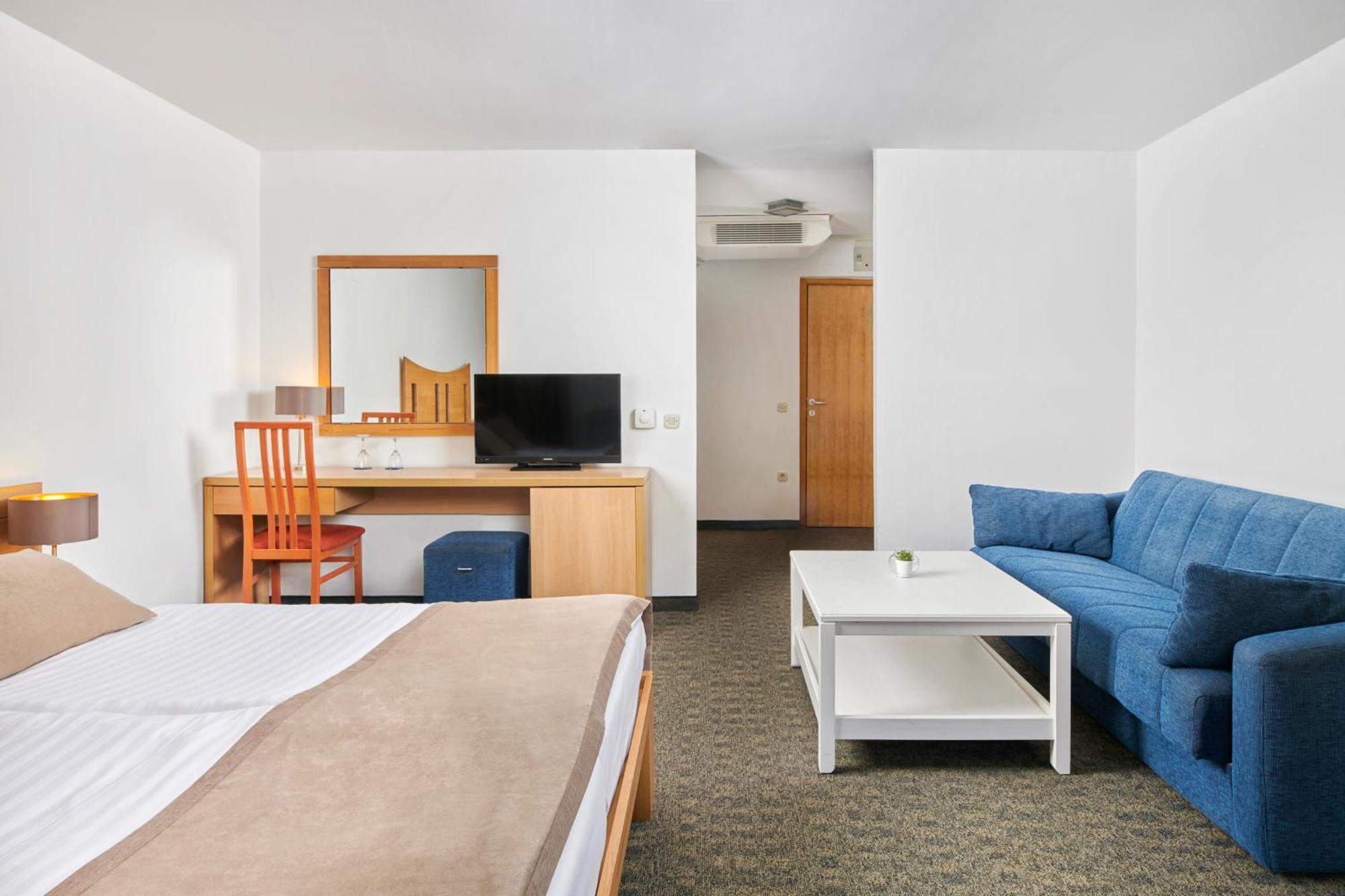 Veya Maradiso Hotel By Aminess Njivice Esterno foto